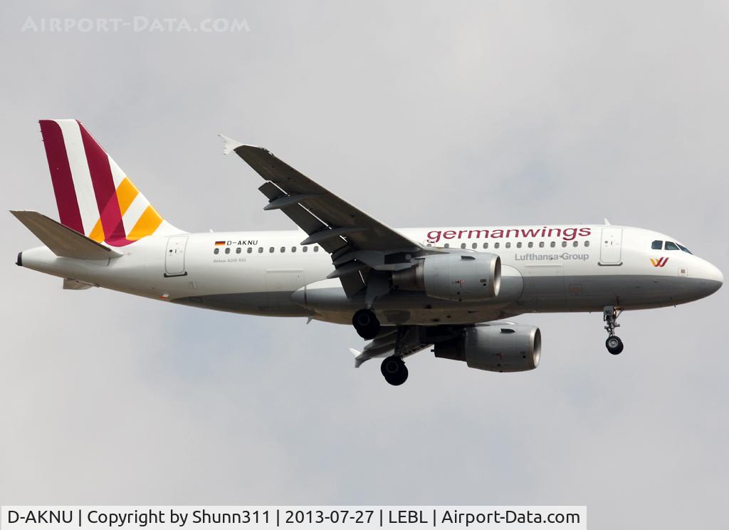 D-AKNU, 2005 Airbus A319-112 C/N 2628, Landing rwy 07L in new c/s