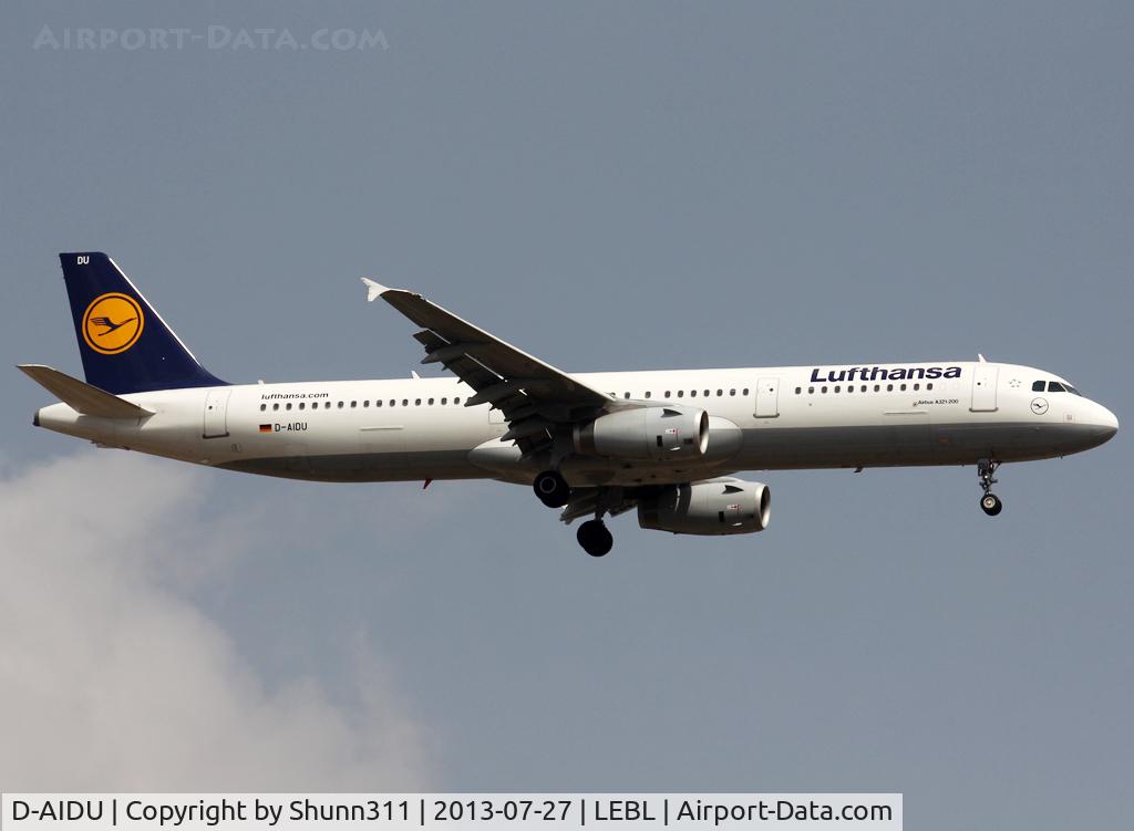 D-AIDU, 2012 Airbus A321-231 C/N 5186, Landing rwy 07L