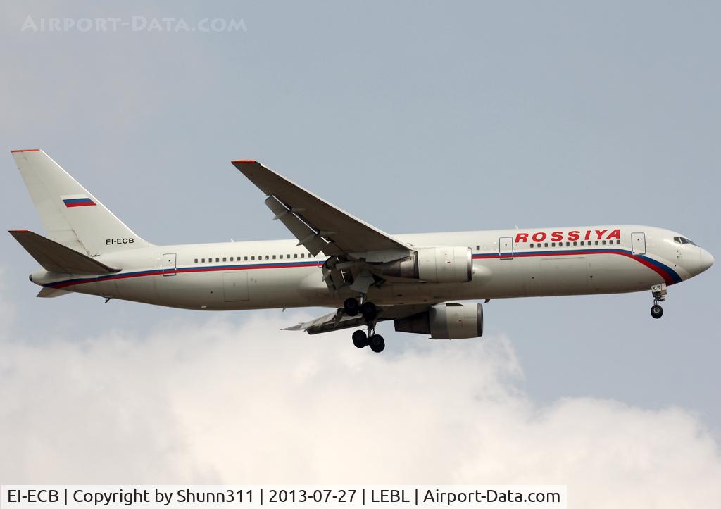 EI-ECB, 1998 Boeing 767-3Q8 C/N 27617, Landing rwy 07L