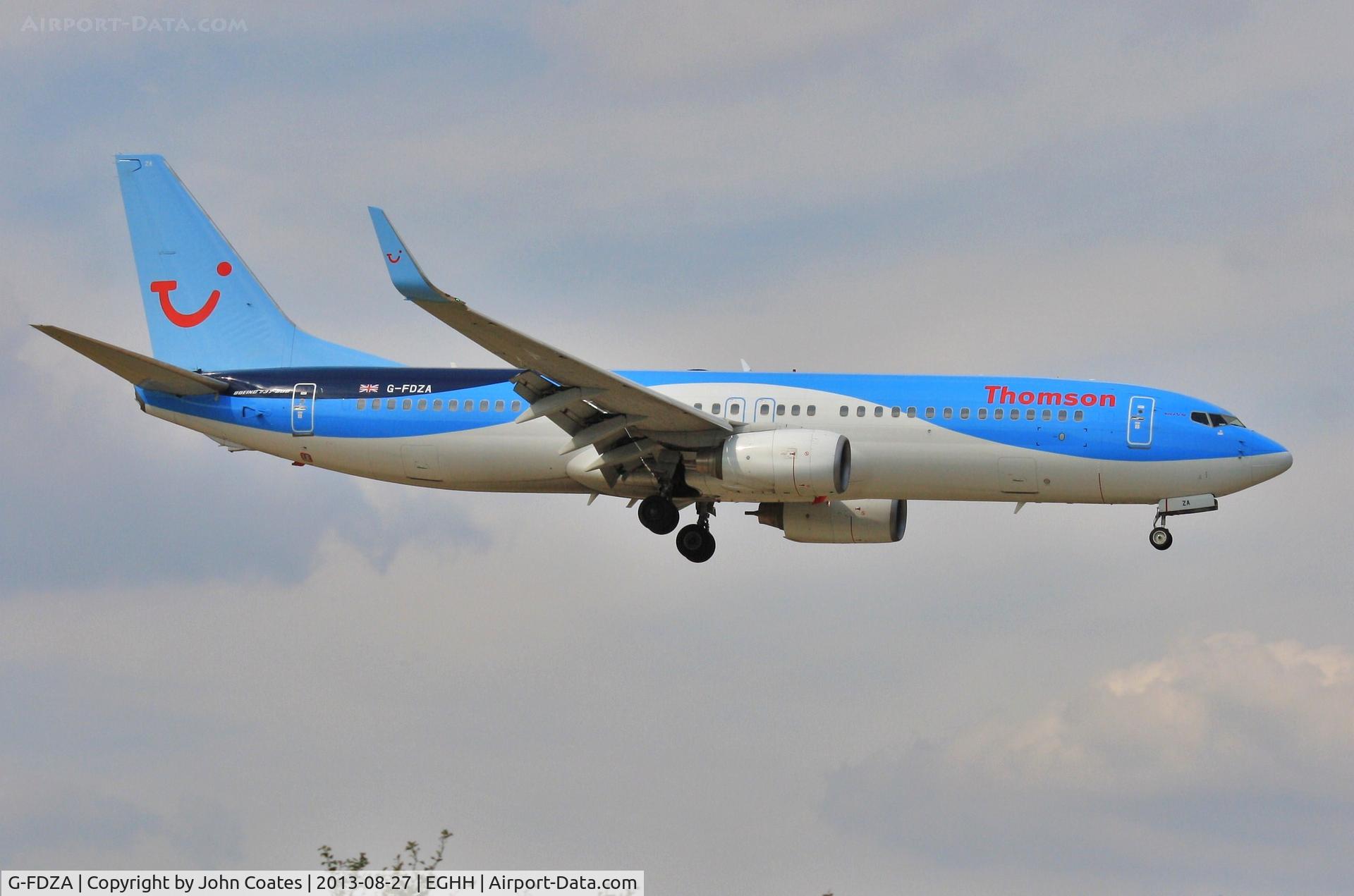 G-FDZA, 2007 Boeing 737-8K5 C/N 35134, Finals to 08