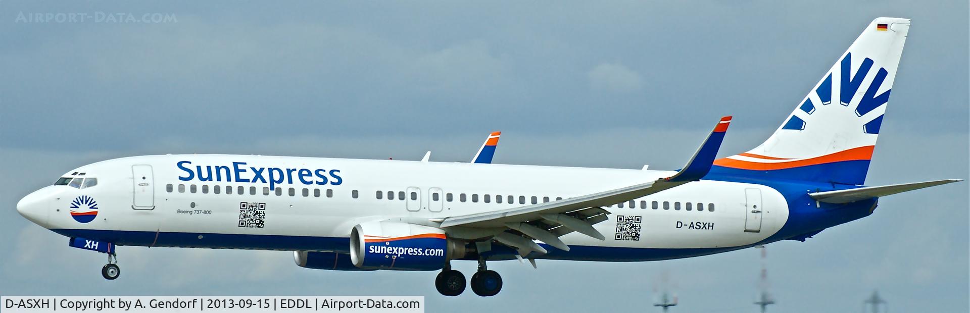 D-ASXH, 2003 Boeing 737-8CX C/N 32368/1289, Sun Express Deutschland (QR-Codes), is on finals RWY 23L at Düsseldorf Int´l(EDDL)