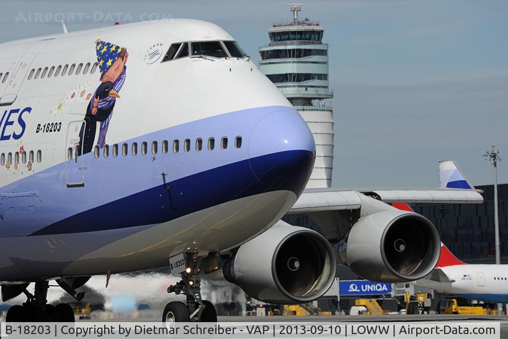 B-18203, Boeing 747-409 C/N 28711, China Airlines Boeing 747-400