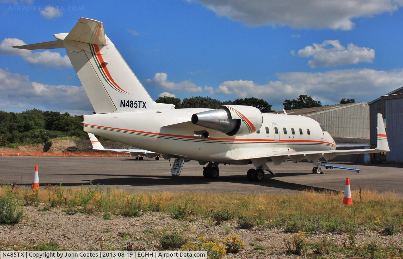 N485TX, 2000 Bombardier Challenger 604 (CL-600-2B16) C/N 5485, Being prepared for delivery.