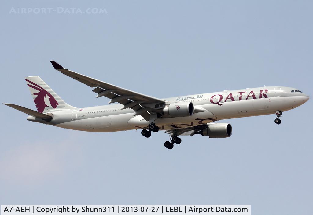 A7-AEH, 2006 Airbus A330-302 C/N 789, Landing rwy 07L