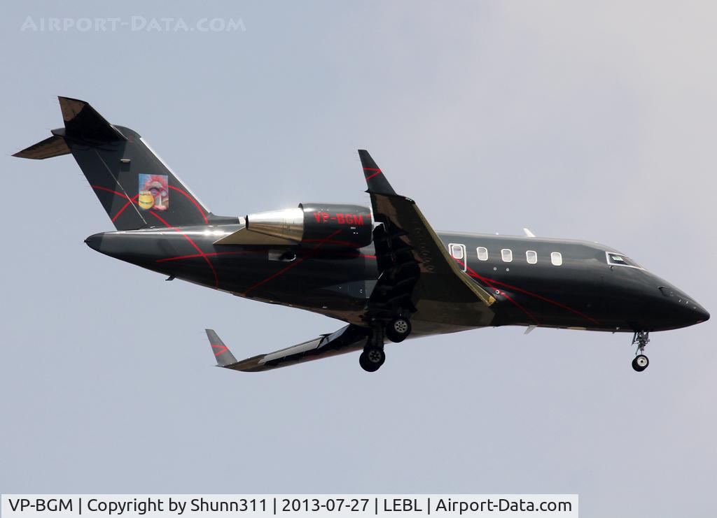 VP-BGM, 2008 Canadair Challenger 605 (CL-600-2B16) C/N 5748, Landing rwy 07L
