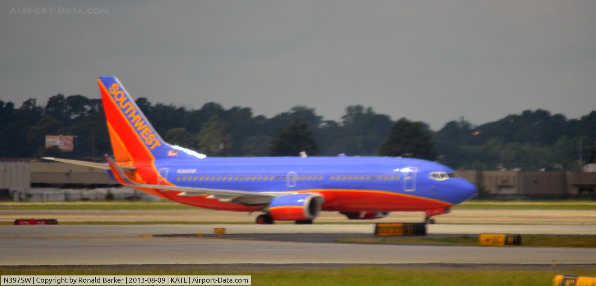 N397SW, 1995 Boeing 737-3H4 C/N 27691, Takeoff Atlanta