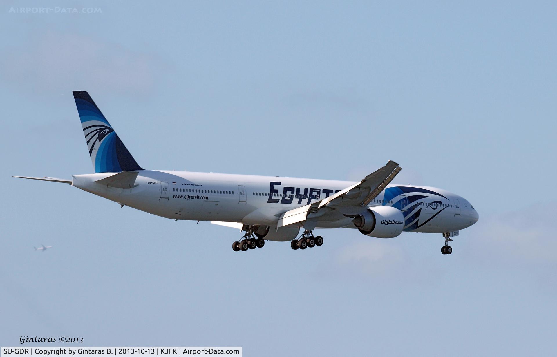 SU-GDR, 2011 Boeing 777-36N/ER C/N 38291, http://www.airport-data.com/photographers/gbmax:5834/