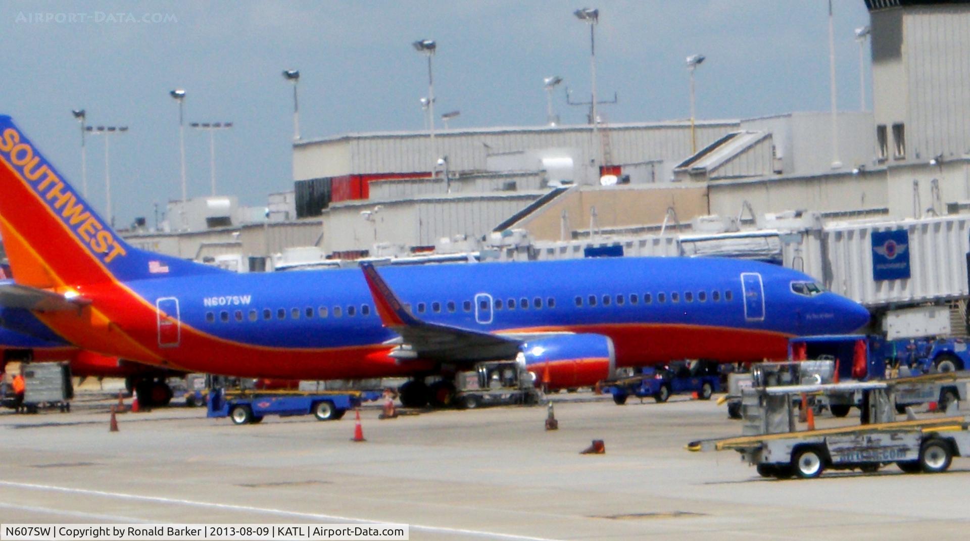N607SW, 1995 Boeing 737-3H4 C/N 27927, Atlanta