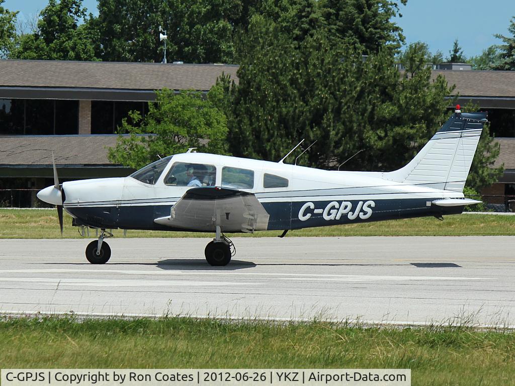 C-GPJS, 1976 Piper PA-28-181 C/N 28-7790080, Piper P28A waiting for departure off rwy 33 at Buttonville Airport