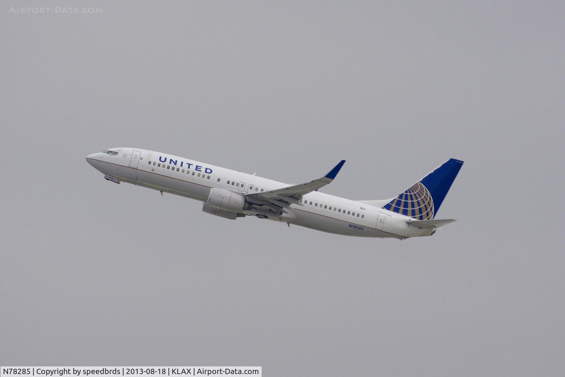 N78285, 2004 Boeing 737-824 C/N 33452, United Airlines 737-800