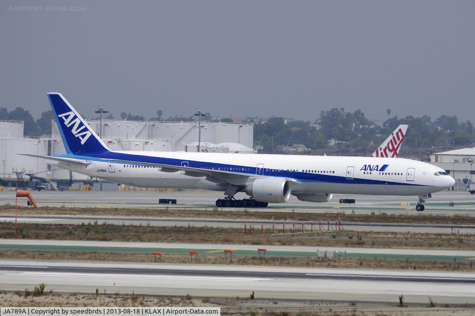 JA789A, 2010 Boeing 777-381/ER C/N 40687, All Nippon Airlines 777-300