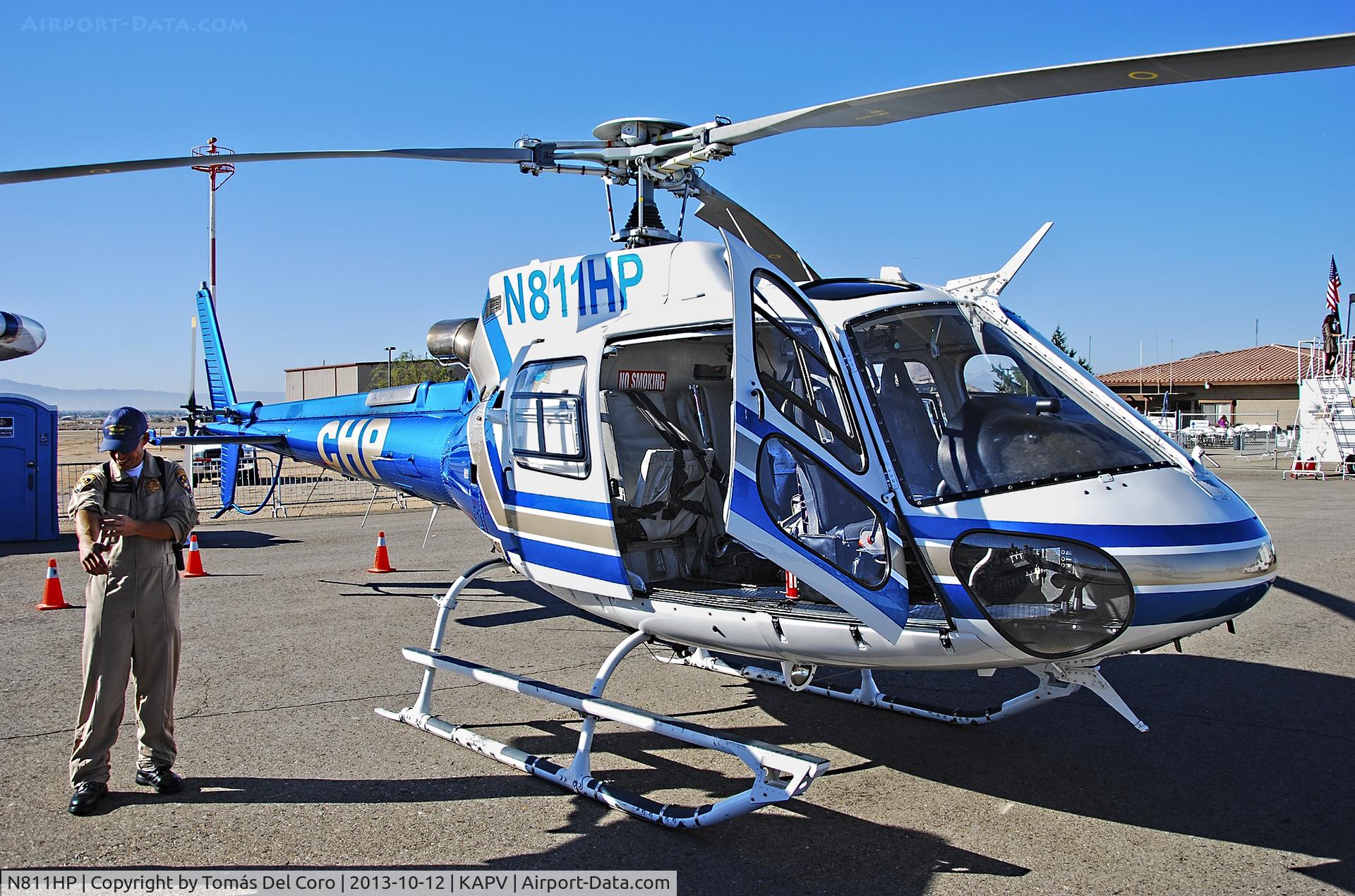 N811HP, 2001 Eurocopter AS-350B-3 Ecureuil Ecureuil C/N 3404, N811HP 2001 Eurocopter AS-350B-3 Ecureuil C/N 3404
California Highway Patrol

12th Annual Apple Valley Air Show

Apple Valley Airport (APV) (KAPV)
California, USA
TDelCoro
October 12, 2013