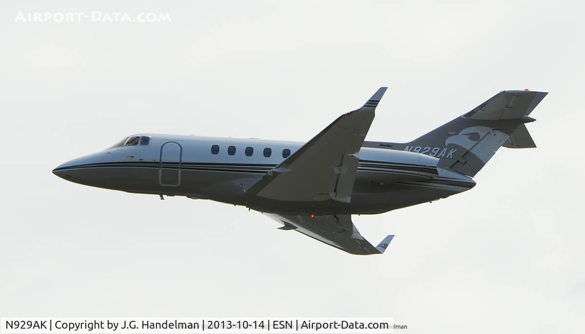 N929AK, 2003 Raytheon Hawker 800XP C/N 258627, At Easton MD.