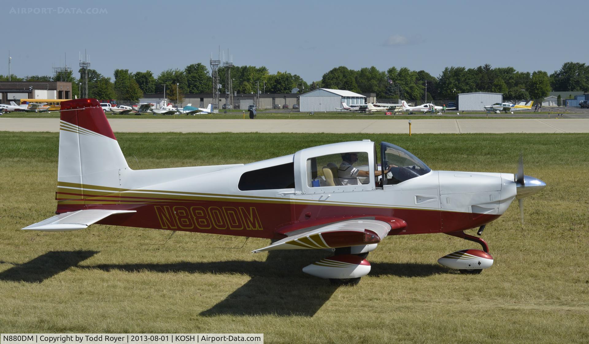 N880DM, Grumman American AA-5B Tiger C/N AA5B-0880, Airventure 2013