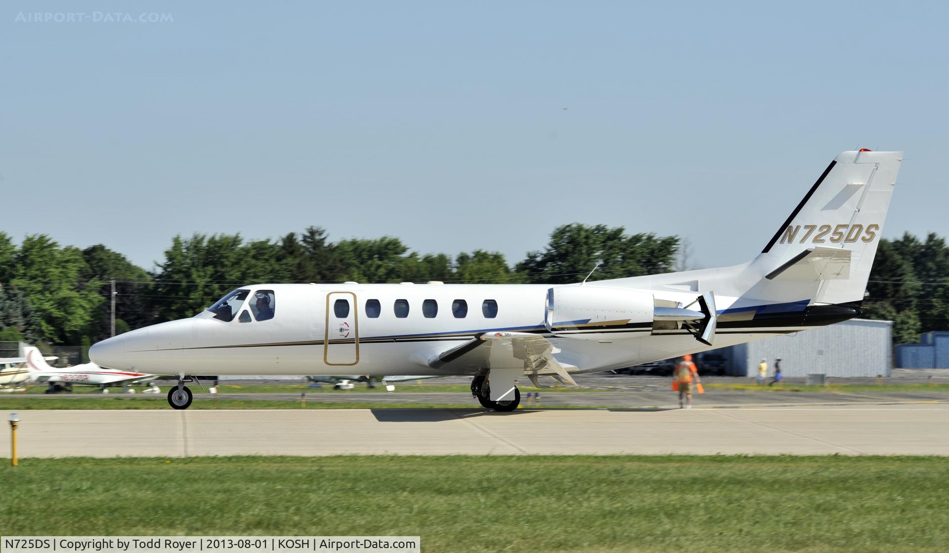 N725DS, 1997 Cessna 550 C/N 550-0822, Airventure 2013