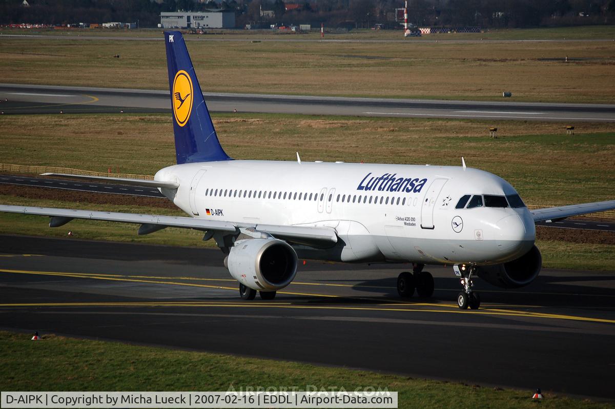 D-AIPK, 1989 Airbus A320-211 C/N 0093, At Düsseldorf