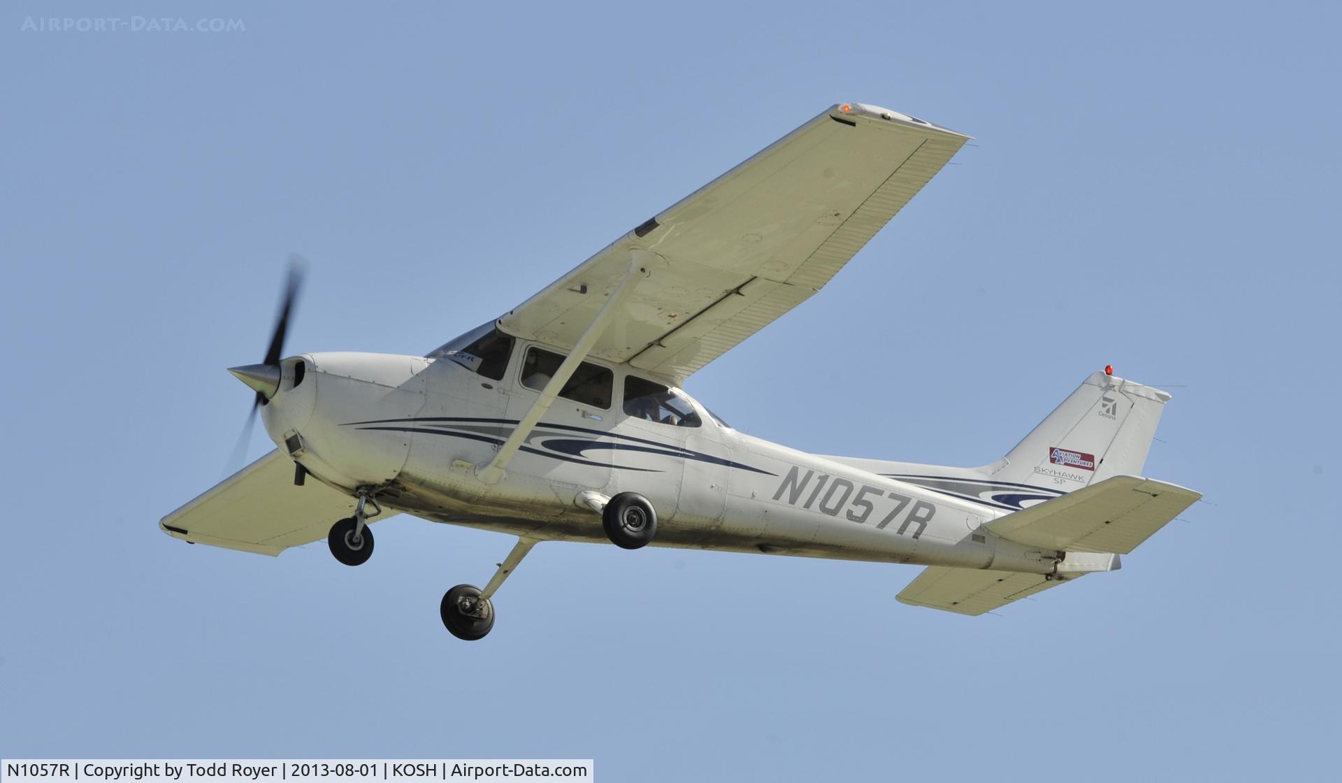 N1057R, 2005 Cessna 172S C/N 172S9814, Airventure 2013