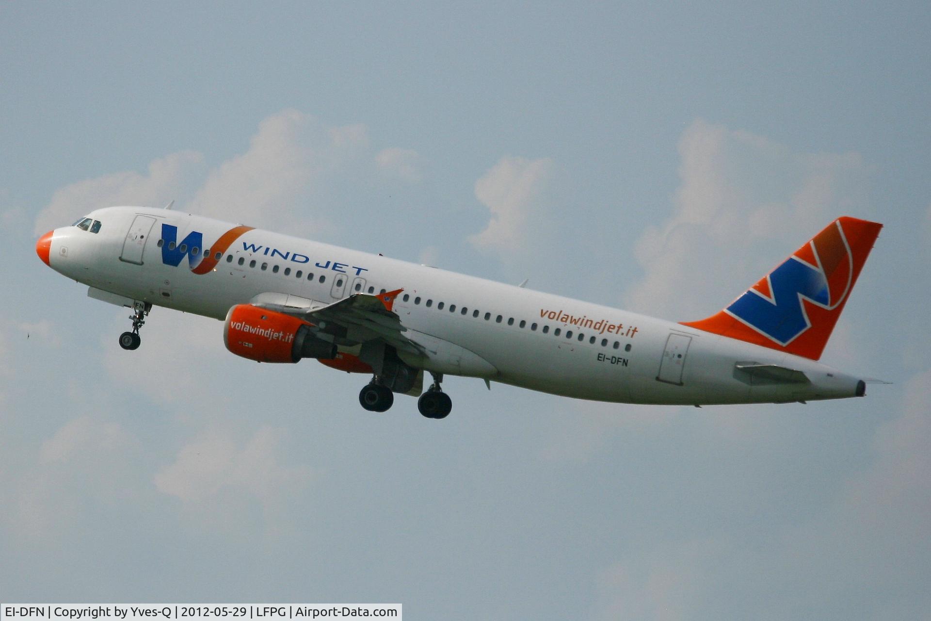 EI-DFN, 1991 Airbus A320-211 C/N 204, Airbus A320-211, Take off rwy 26R, Roissy Charles De Gaulle Airport (LFPG-CDG)