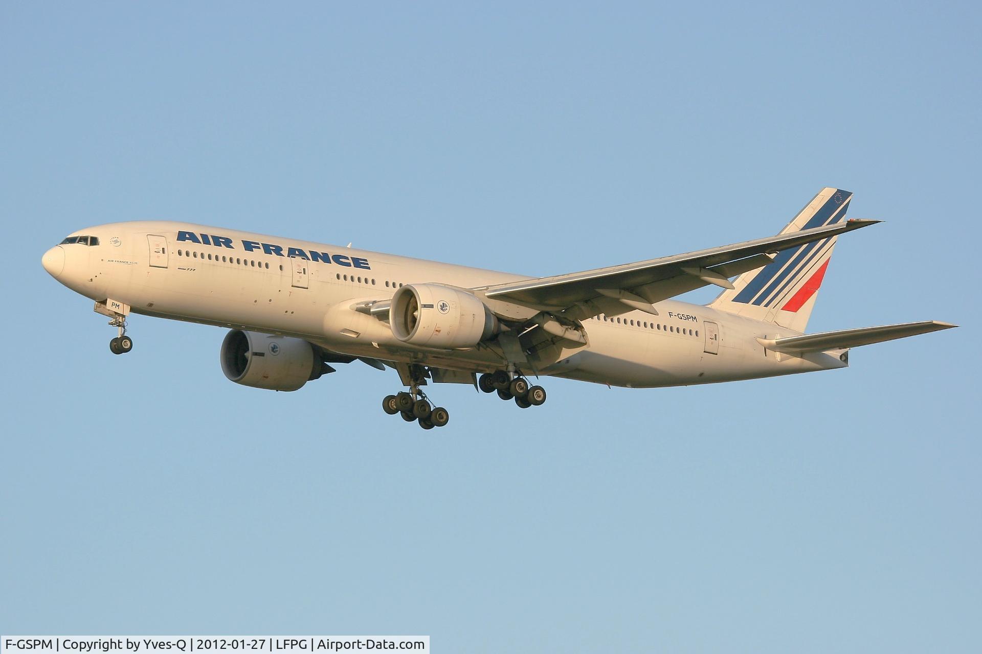 F-GSPM, 2000 Boeing 777-228/ER C/N 30456, Boing 777-228ER, Short approach rwy 26L, Roissy Charles De Gaulle Airport (LFPG-CDG)