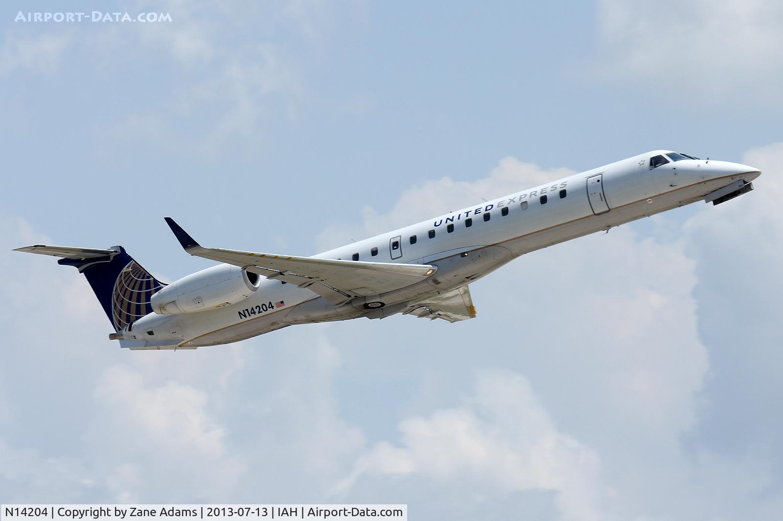 N14204, 2006 Embraer ERJ-145XR (EMB-145XR) C/N 14500968, At Houston Intercontinental