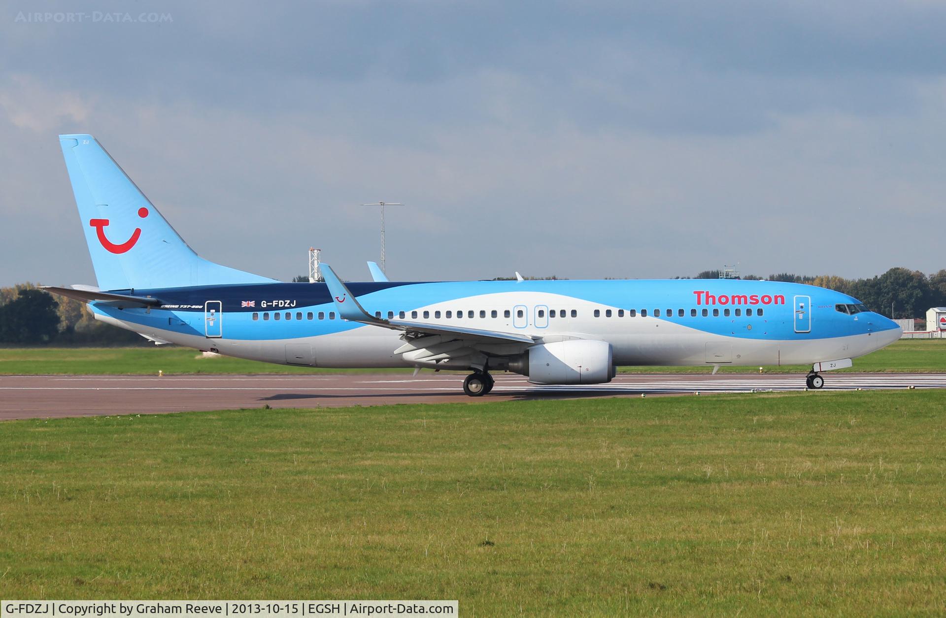 G-FDZJ, 2007 Boeing 737-8K5 C/N 34690, About to depart.