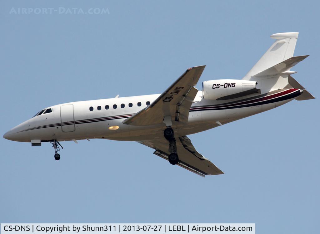 CS-DNS, 2001 Dassault Falcon 2000 C/N 139, Landing rwy 07L