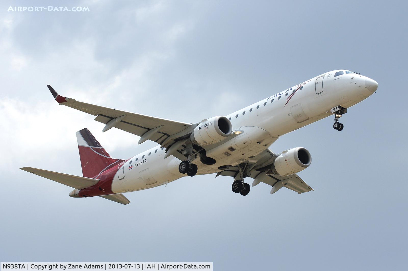 N938TA, Embraer ERJ-190-100 IGW 190AR C/N 19000228, At Houston Intercontinental