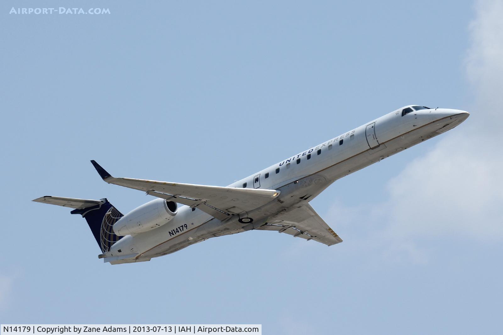 N14179, 2005 Embraer ERJ-145XR (EMB-145XR) C/N 14500896, At Houston Intercontinental