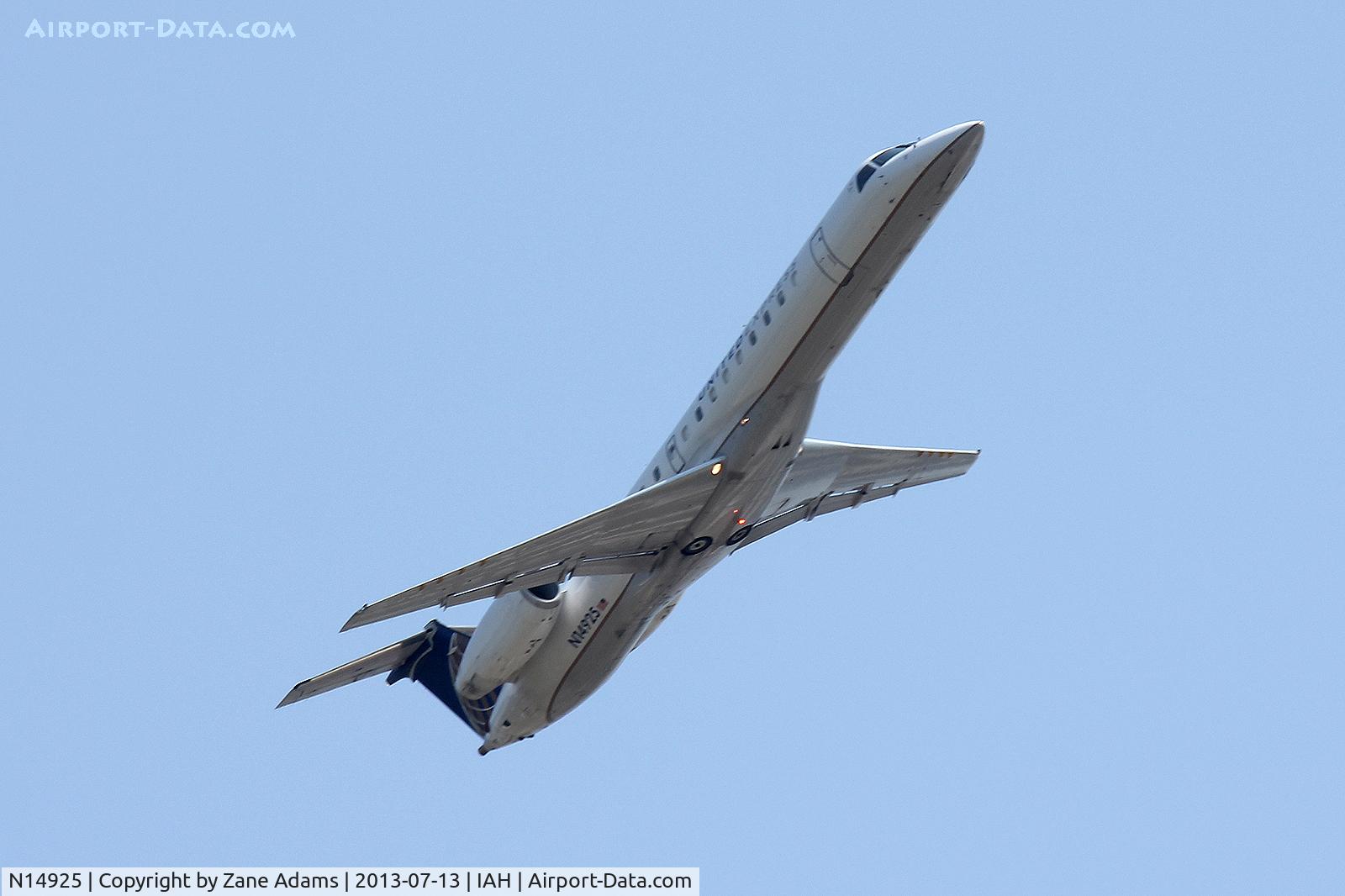 N14925, 1996 Embraer EMB-145EP (ERJ-145EP) C/N 145004, At Houston Intercontinental