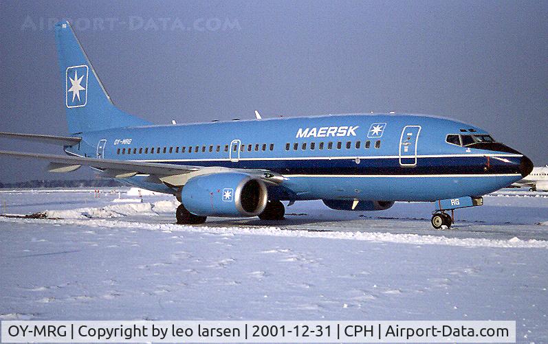 OY-MRG, 1999 Boeing 737-7L9 C/N 28010, Copenhagen Kastrup 31.12.01