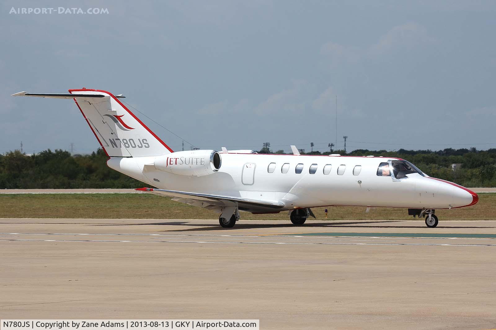 N780JS, 2005 Cessna 525B CitationJet CJ3 C/N 525B0043, At Arlington Municipal Airport.