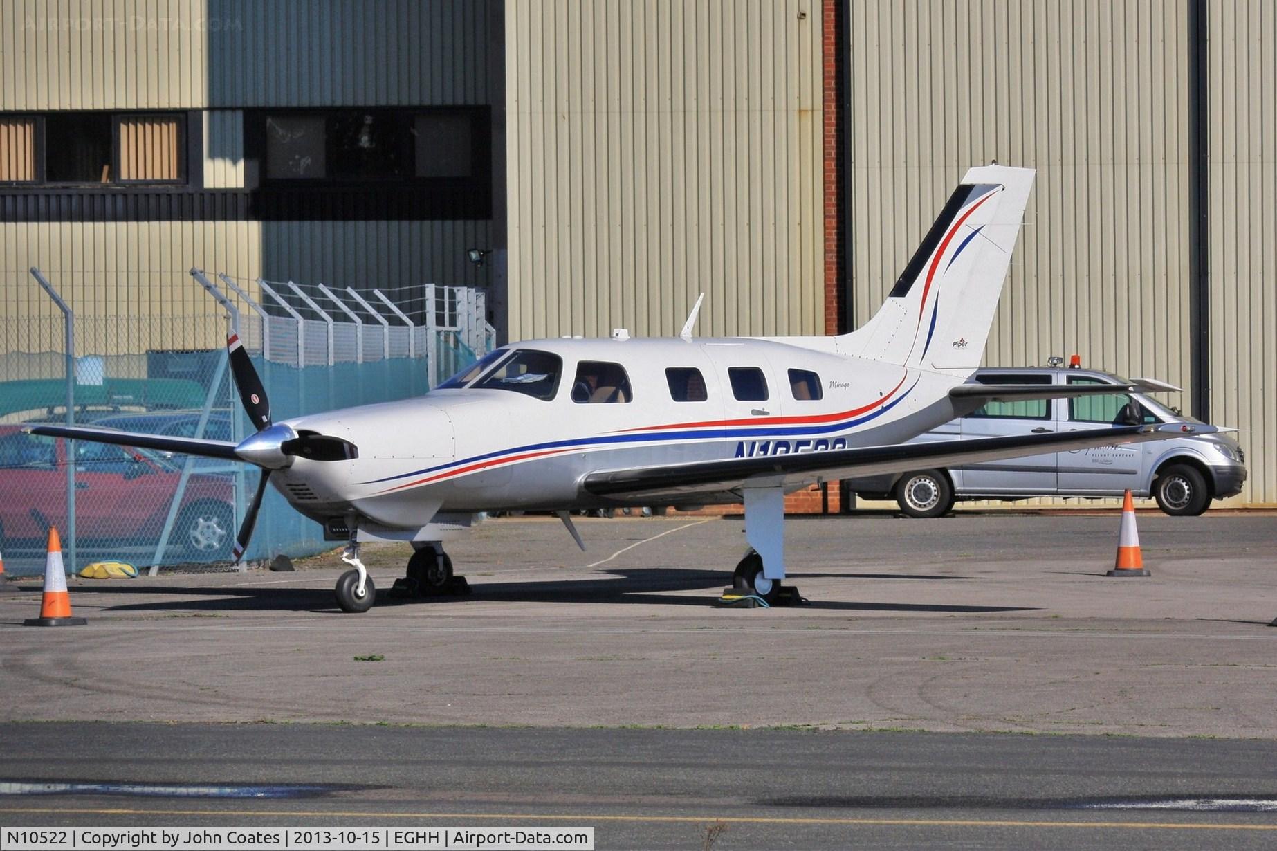 N10522, 2006 Piper PA-46-350P Malibu Mirage C/N 4636398, Visiting Signatures.