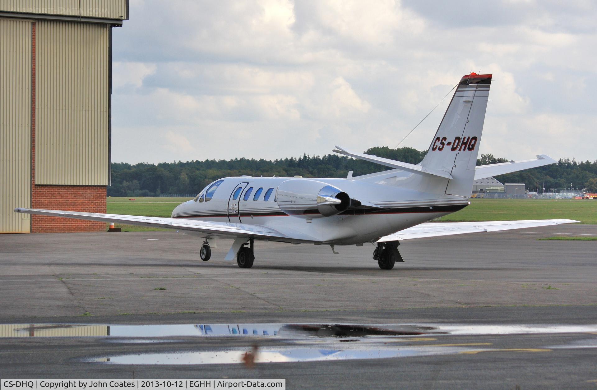 CS-DHQ, 2005 Cessna 550 Citation Bravo C/N 550-1109, Visitor at Signatures.