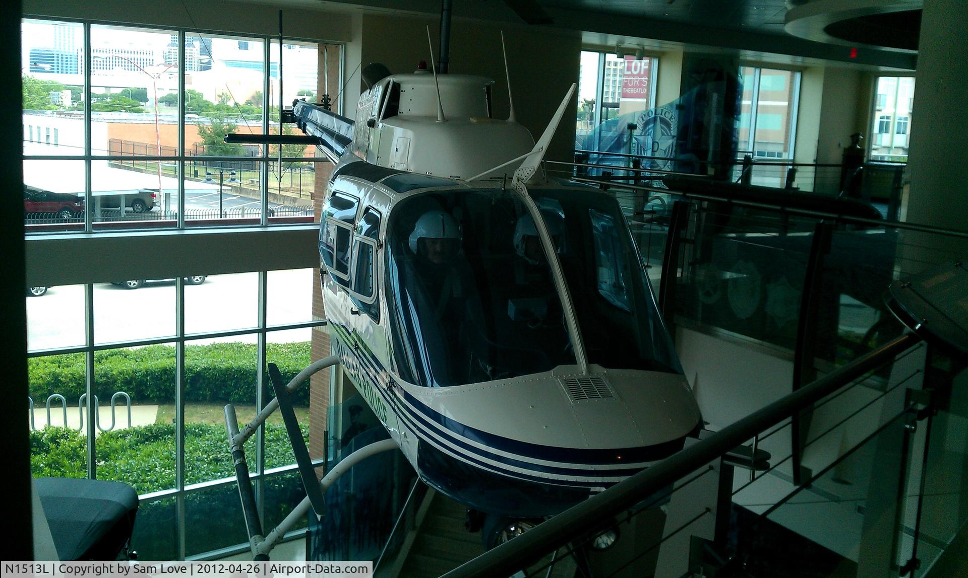 N1513L, Bell OH-58A C/N 72-21388, Hanging inside of Dallas PD Jack Evans Police Headquarters at 1400 S. Lamar, Dallas, TX.