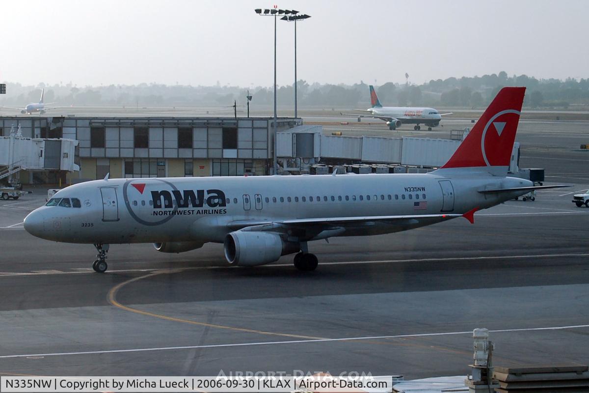 N335NW, 1992 Airbus A320-212 C/N 340, At LAX