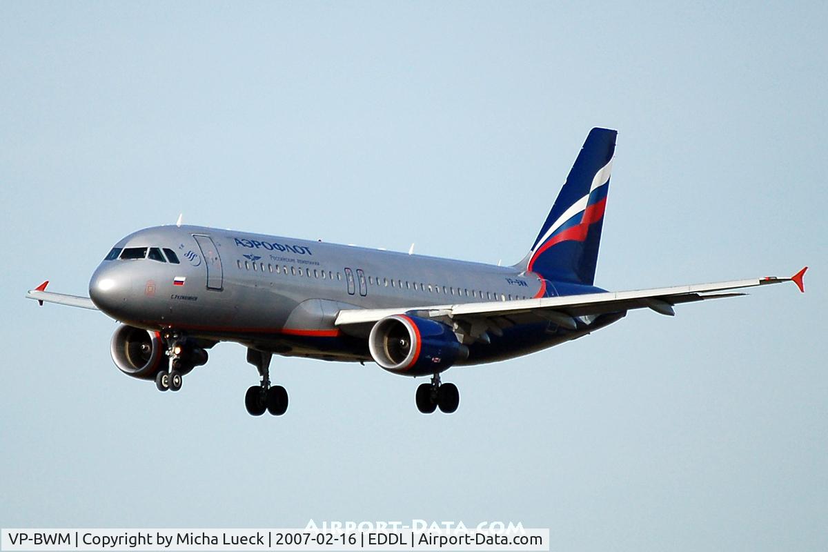 VP-BWM, 2004 Airbus A320-214 C/N 2233, At Düsseldorf
