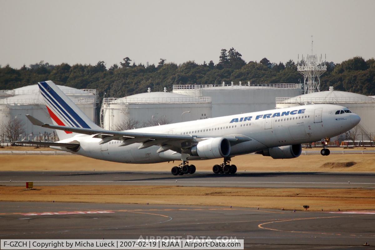 F-GZCH, 2000 Airbus A330-243 C/N 500, At Narita