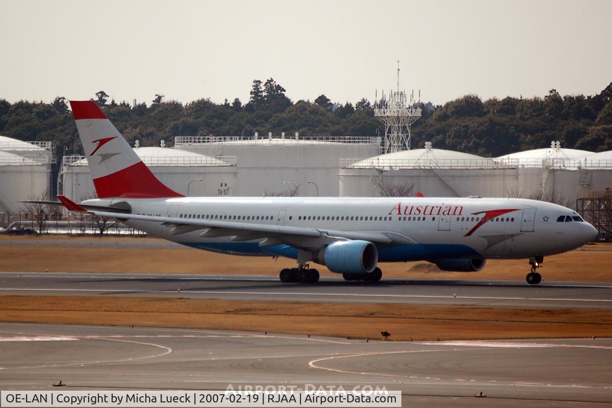 OE-LAN, 1997 Airbus A330-223 C/N 195, At Narita