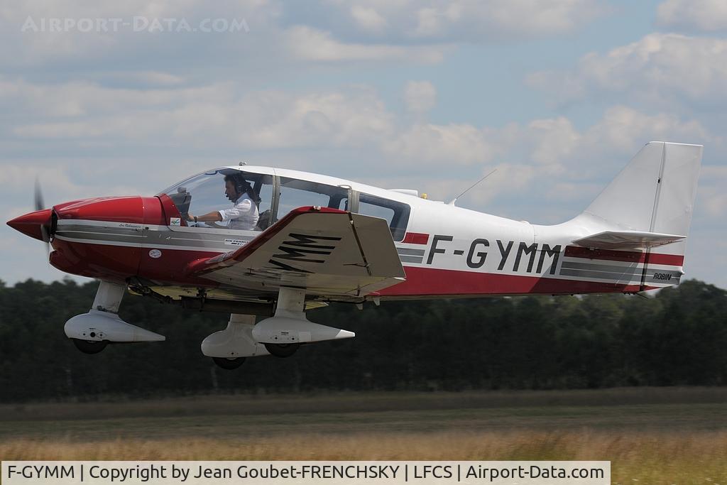 F-GYMM, Robin DR-400-140B Major C/N 2161, take off