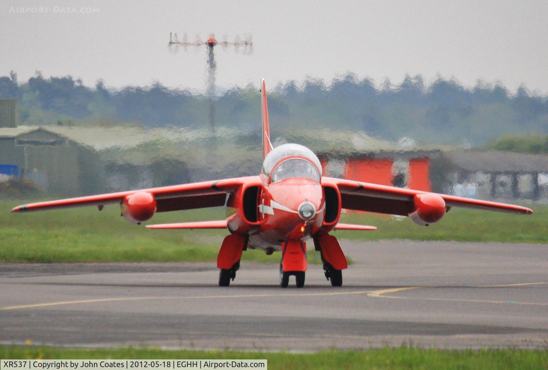 XR537, 1963 Hawker Siddeley Gnat T.1 C/N FL548, Taxiing out