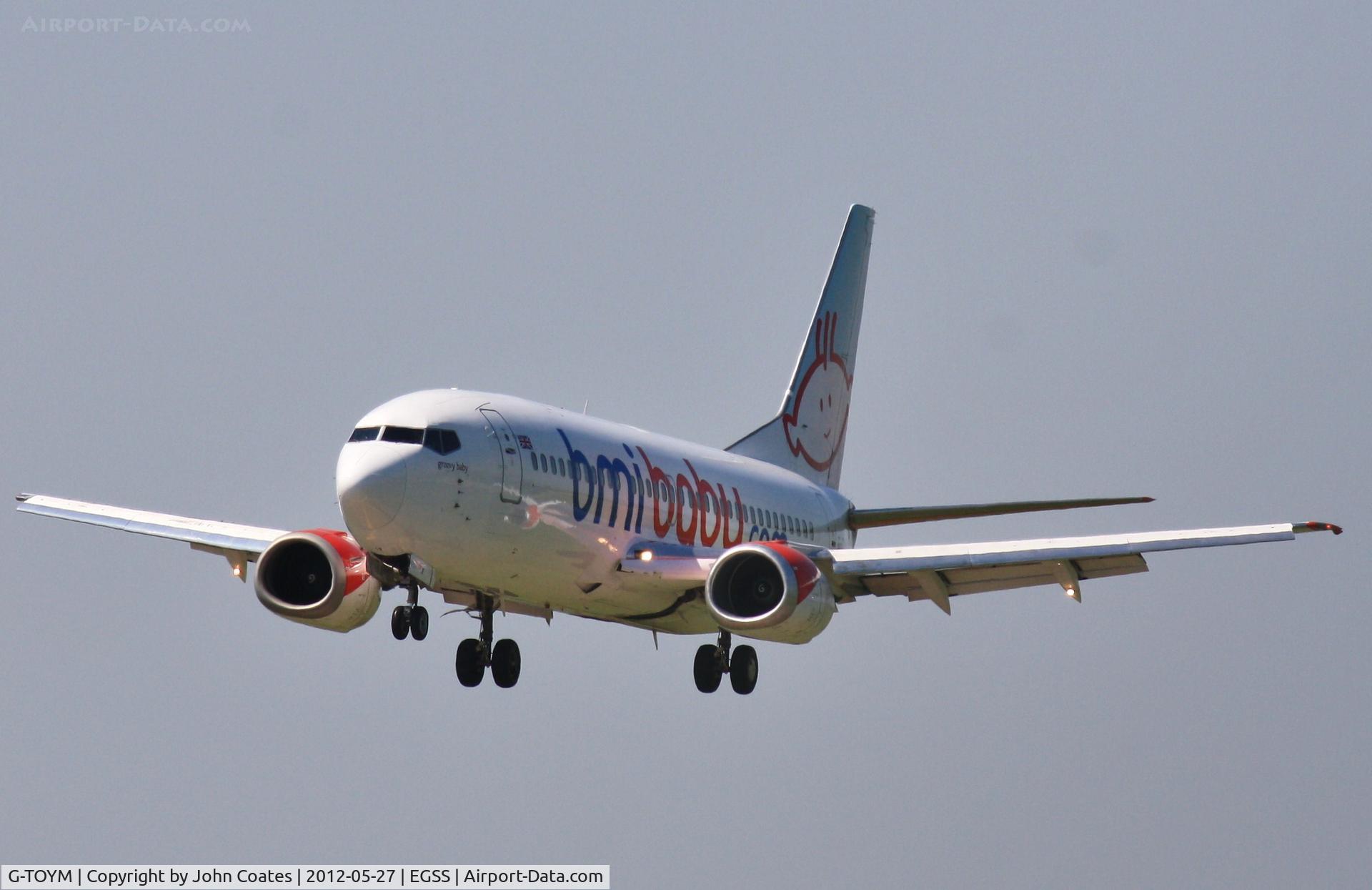 G-TOYM, 1998 Boeing 737-36Q C/N 29141, Late finals