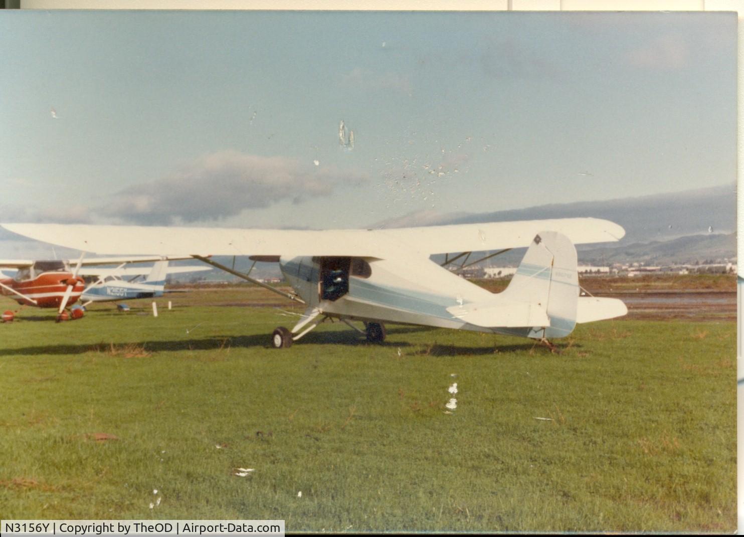 N3156Y, 1962 Cessna 182E Skylane C/N 18254156, Could this be the same plane in the background???? Taken @ Fremont Airport around 1982