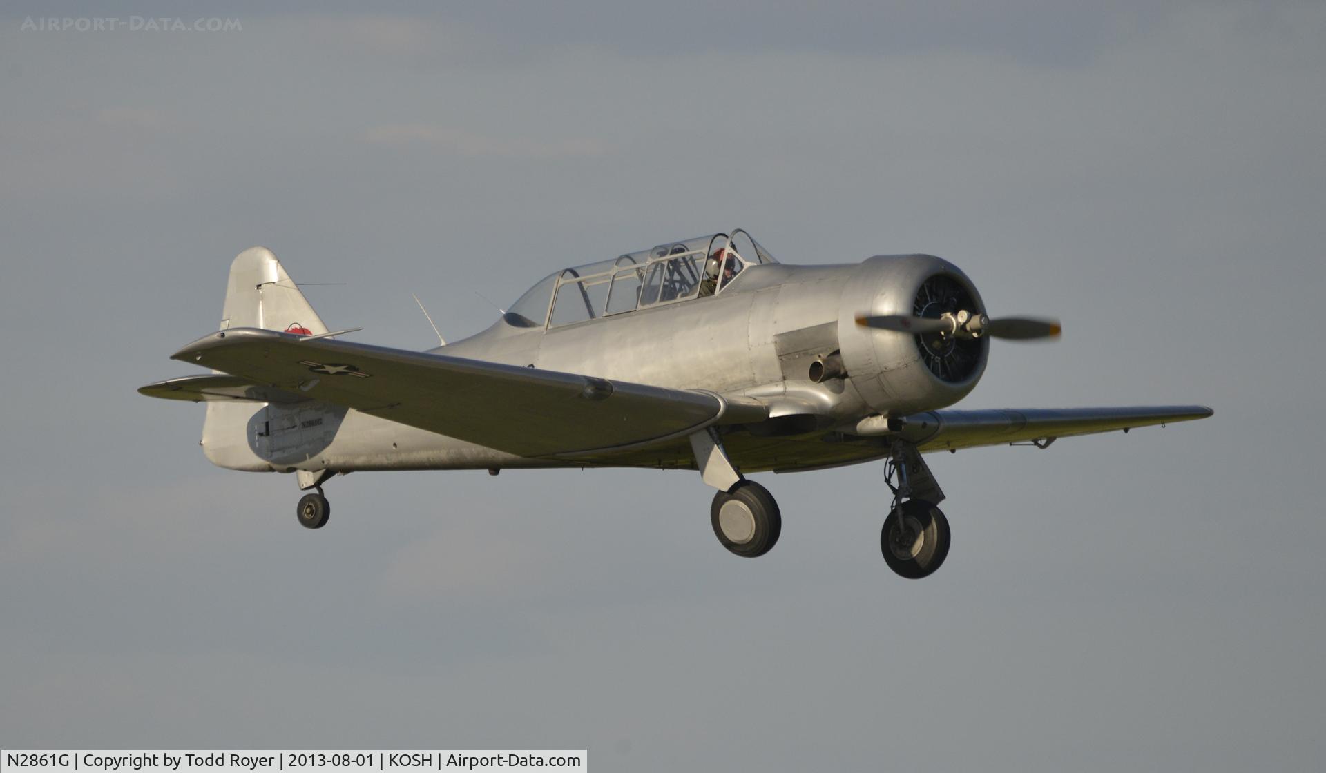 N2861G, North American SNJ-6 Texan C/N 121-43120, Airventue 2013