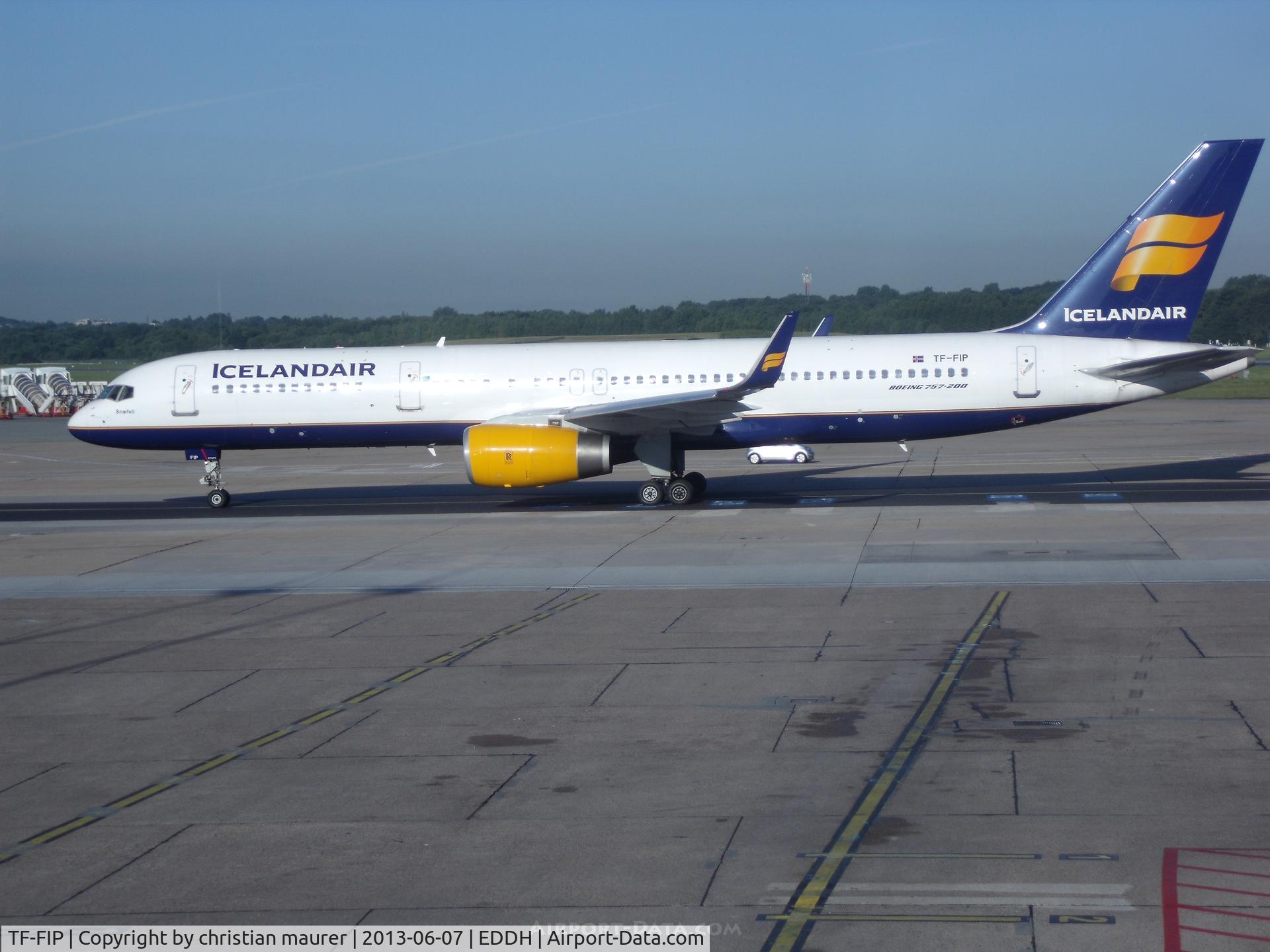 TF-FIP, 2000 Boeing 757-208 C/N 30423, Iceland 757