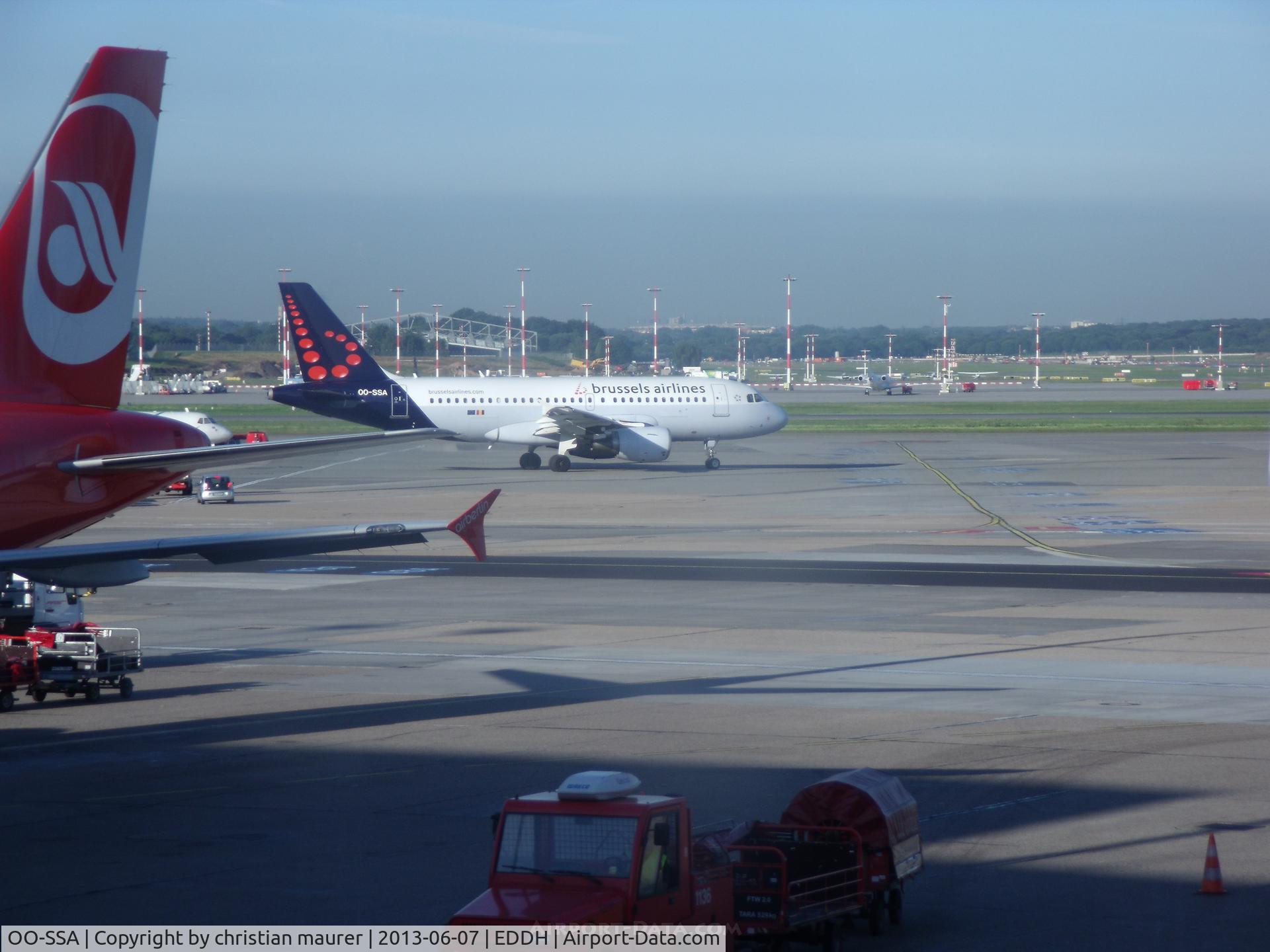 OO-SSA, 2005 Airbus A319-111 C/N 2392, a319