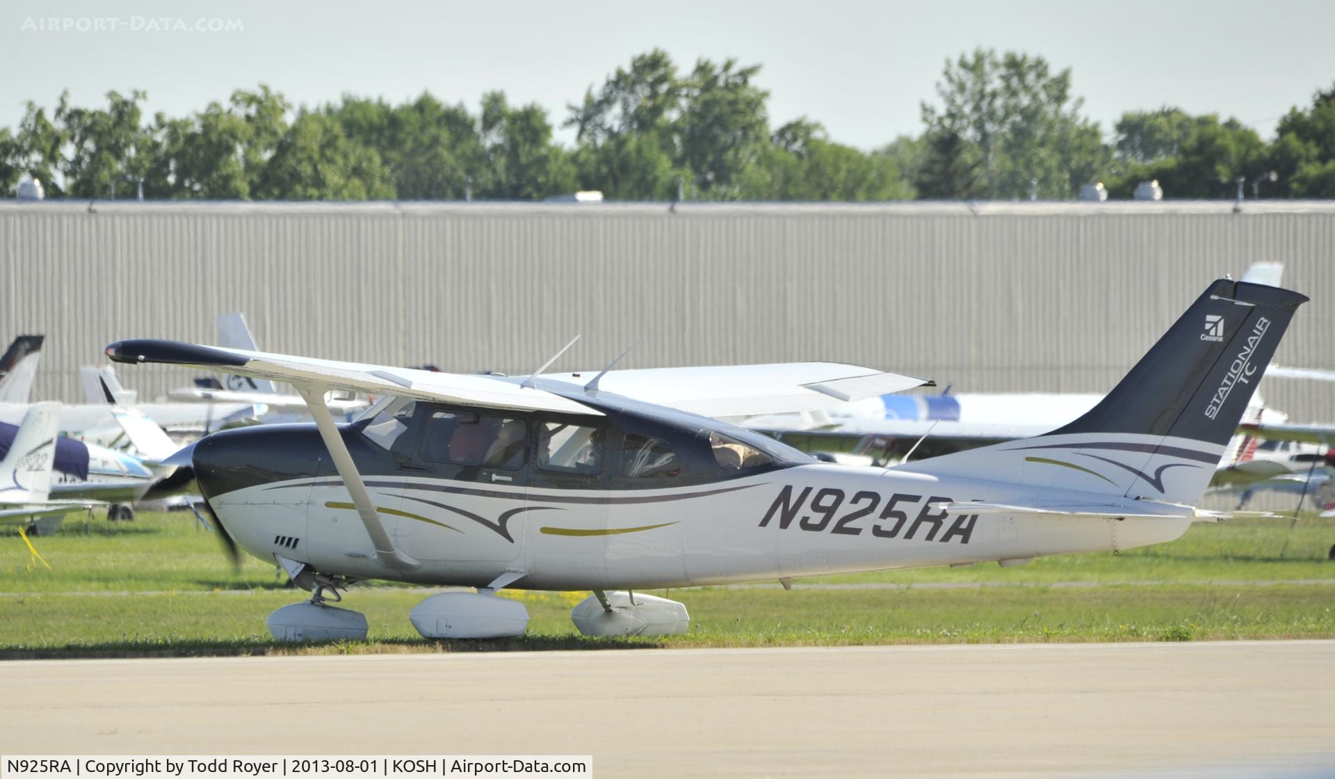 N925RA, 2012 Cessna T206H Turbo Stationair C/N T20609041, Airventure 2013
