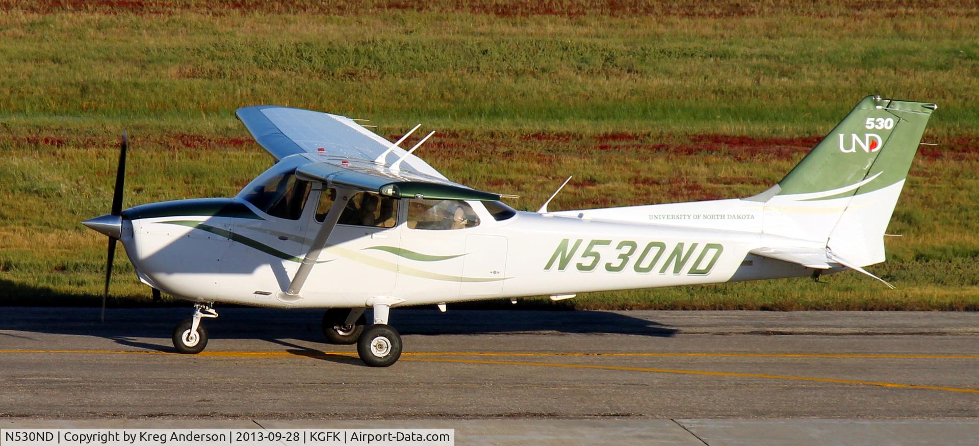 N530ND, 2008 Cessna 172S C/N 172S10829, University of North Dakota Cessna 172S Skyhawk taxiing from the Charlie ramp to the active runway.