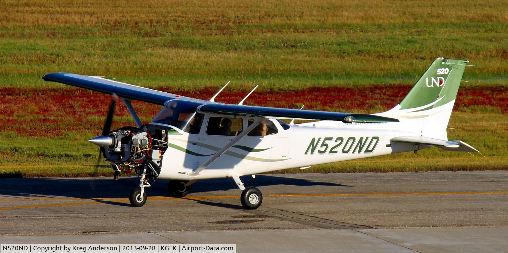 N520ND, 2008 Cessna 172S C/N 172S10815, University of North Dakota Cessna 172S Skyhawk taxiing from the Charlie ramp to the active runway.