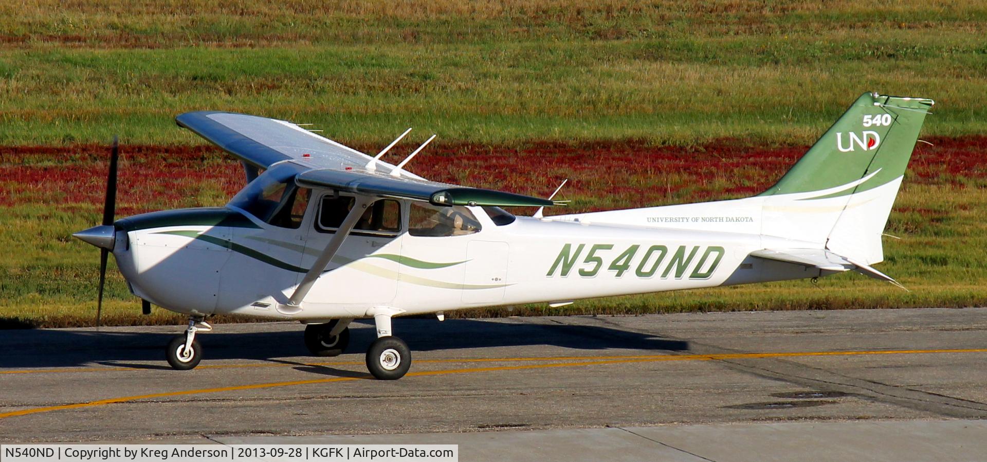 N540ND, Cessna 172S C/N 172S10984, University of North Dakota Cessna 172S Skyhawk taxiing from the Charlie ramp to the active runway.