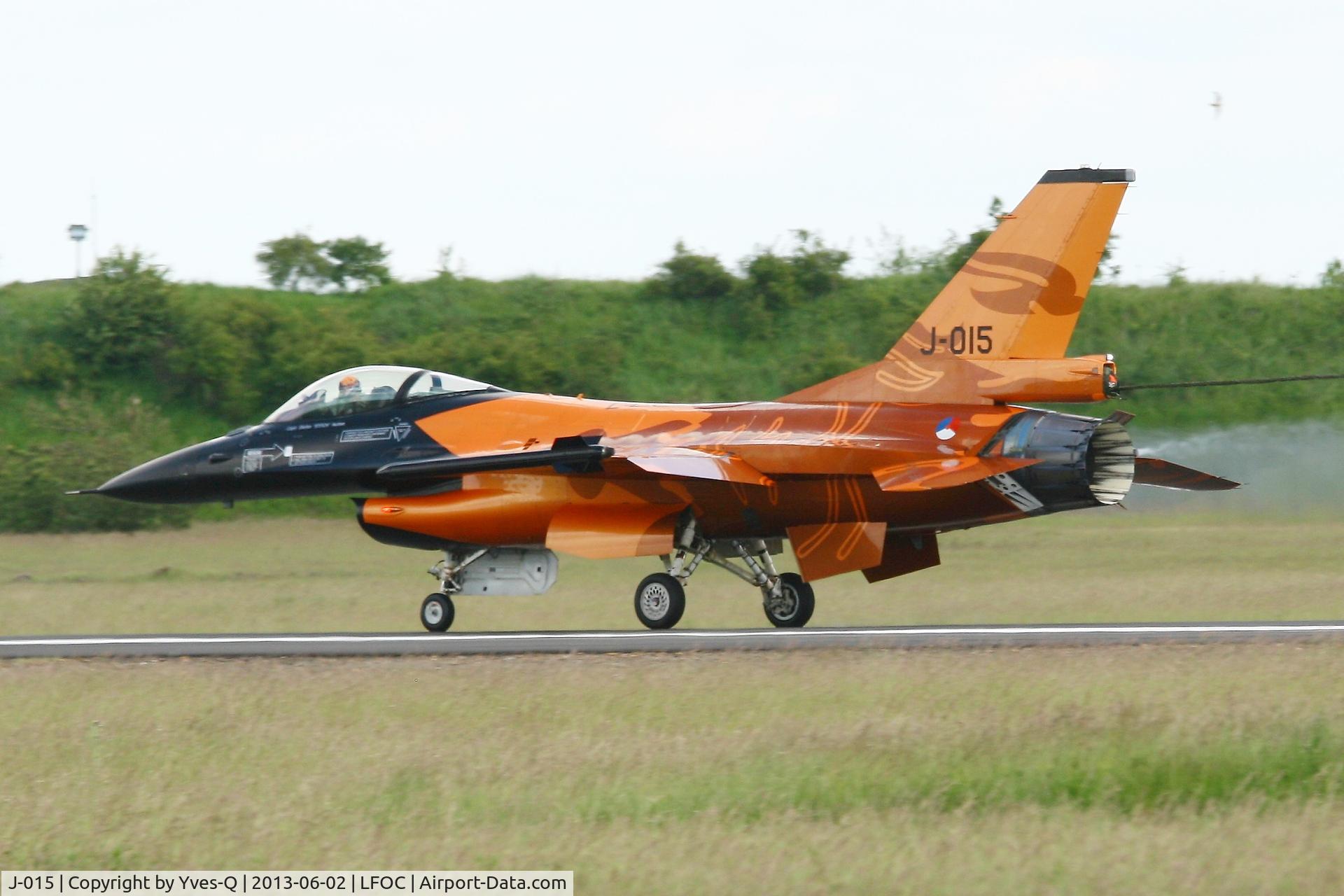 J-015, 1991 Fokker F-16A Fighting Falcon C/N 6D-171, Netherlands Air Force General Dynamics-Fokker f-16AM Fighting Falcon, Chateaudun Air Base 279 (LFOC)